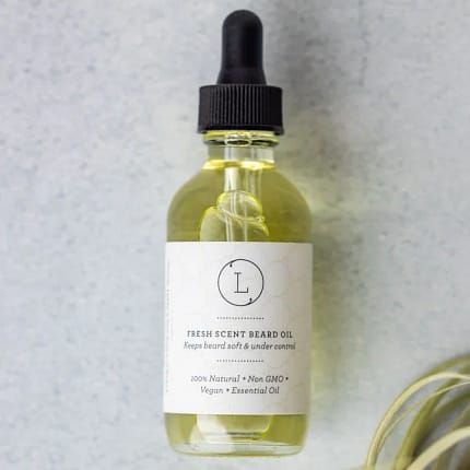 Moisturizing body oil